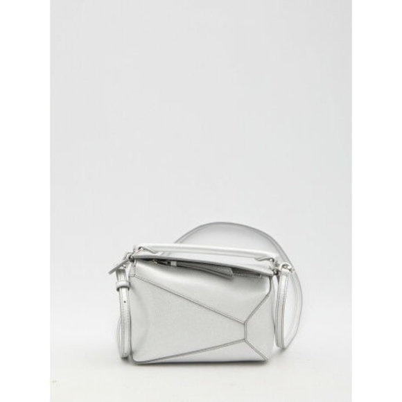 Loewe Handbags - Loewe Bags Business le